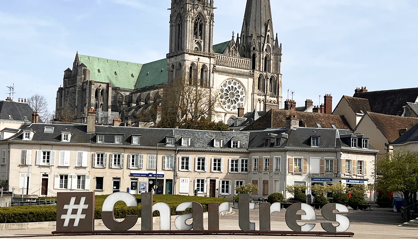 Pourquoi Chartres attire autant : la ville qui monte en flèche
