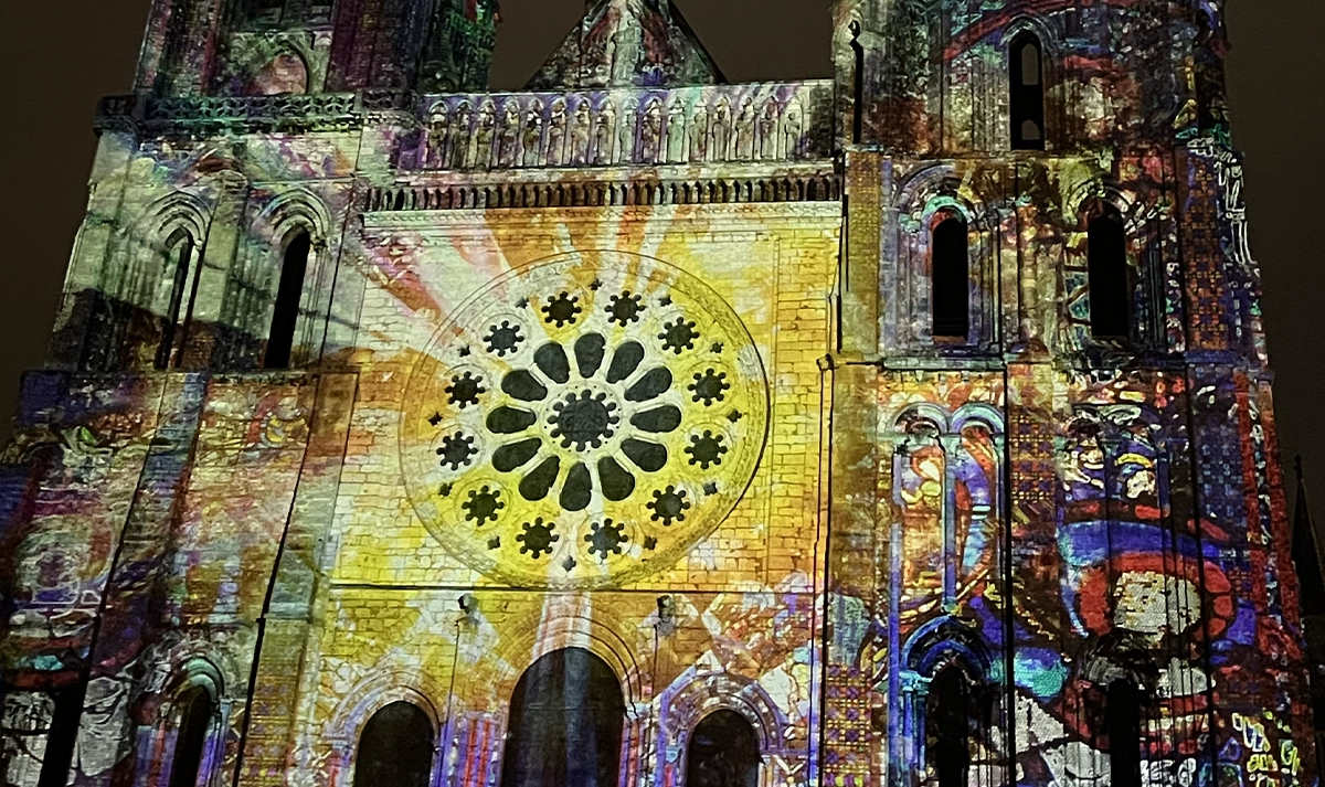 Chartres en lumières 2025-2026 : un parcours féérique à découvrir chaque soir